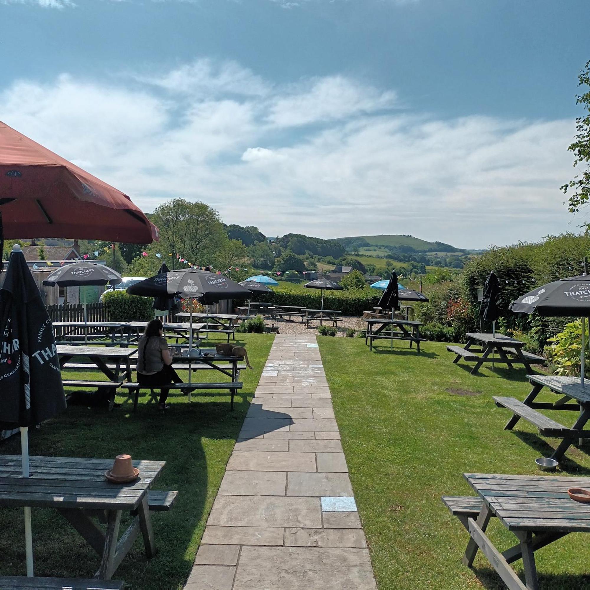 Little Brewers Escape To The Foot Of Gold Hill Dorset